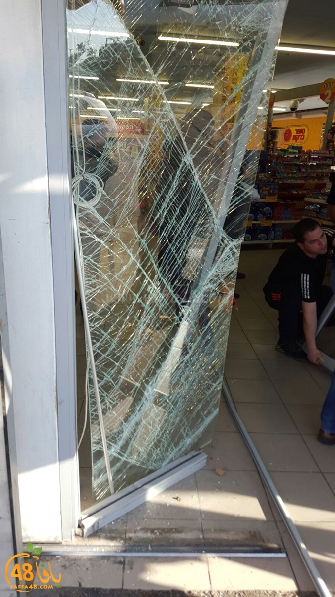 super market stealing (3).jpg